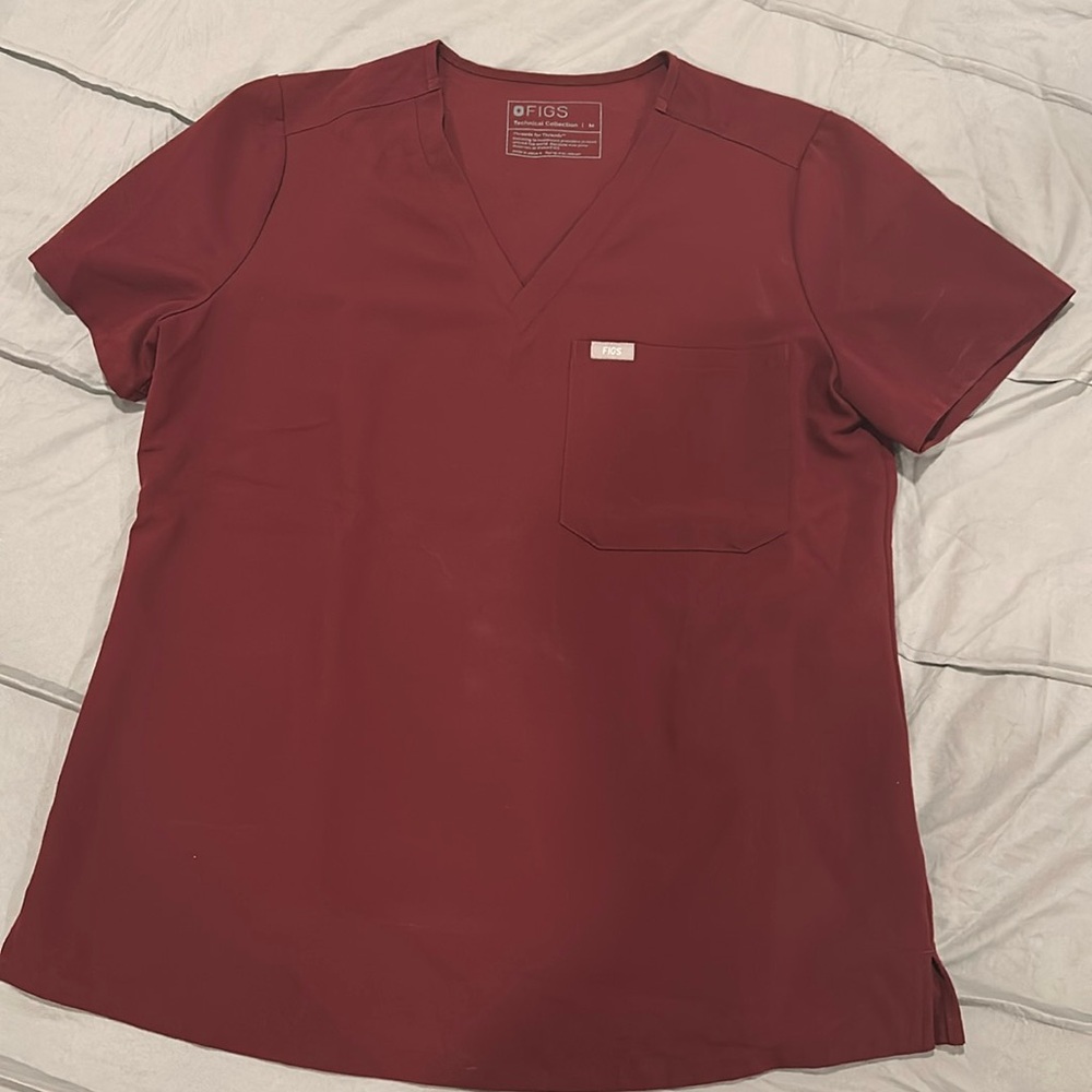 FIGS Scrub top